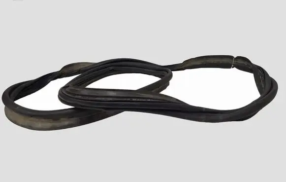 Volvo V40 Trunk rubber seal (body) 31385613