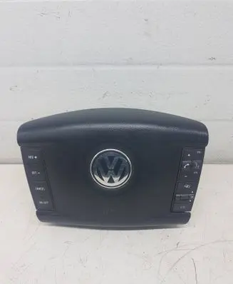 Steering wheel airbag