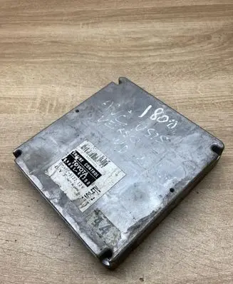 Toyota Avensis Verso Engine control unit/module ECU 8966144300