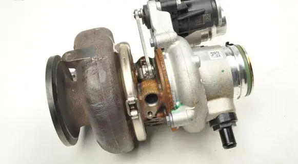 Volvo XC40 Turbo 32361308