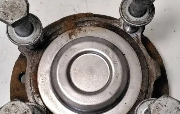 BMW 3 E90 E91 Front wheel ball bearing 6765154AA 6765157