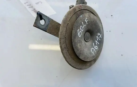 Volkswagen Golf IV Horn signal
