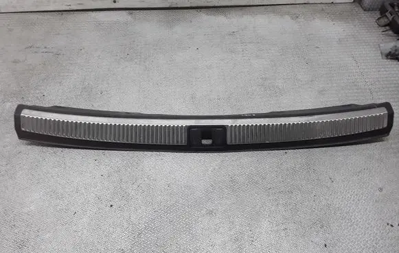 Audi A4 S4 B7 8E 8H Trunk/boot sill cover protection 8E9864483C