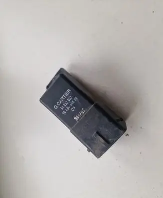 Citroen C-Crosser Glow plug pre-heat relay 9640469680