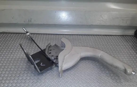 Hyundai Sonata Handbrake/parking brake lever assembly 