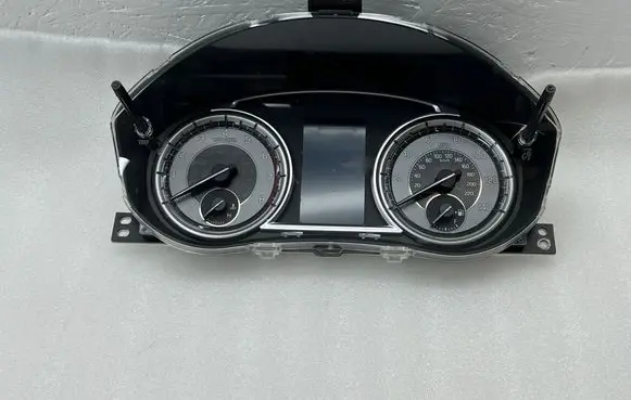 Suzuki Vitara (LY) Speedometer (instrument cluster) 3411153S10