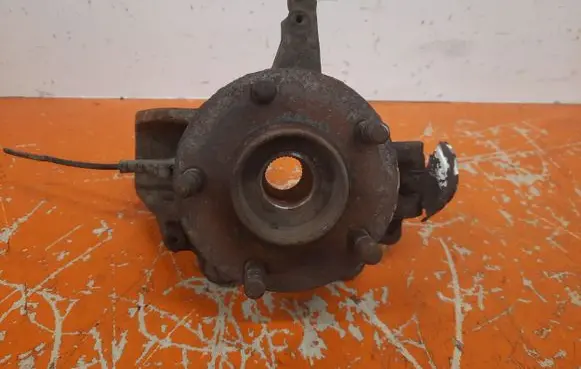 Ford Focus C-MAX Front wheel hub spindle knuckle 07305