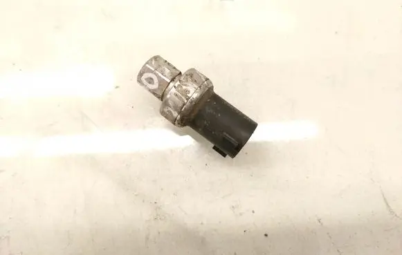 Chrysler Town u0026 Country V Air conditioning (A/C) pressure sensor 2CP551