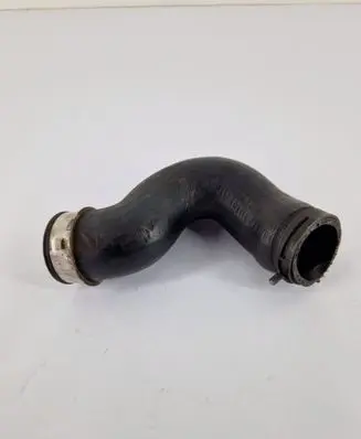 Intercooler hose/pipe