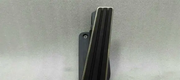 Porsche Panamera (970) Accelerator throttle pedal 97042302100