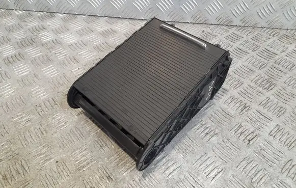 Volkswagen PASSAT B6 Cup holder 3C0858329A