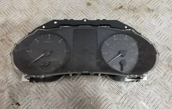 Nissan Qashqai Speedometer (instrument cluster) 4EA3A00D2 TYPE950A