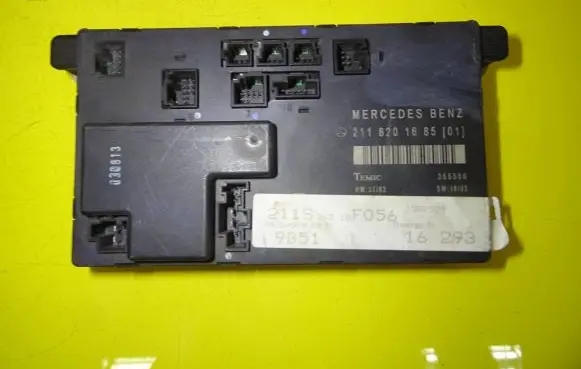 Mercedes-Benz E W211 Door control unit/module 2118201685