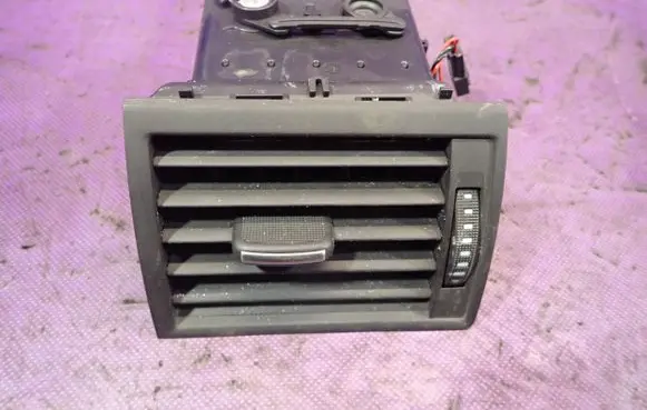 Dashboard side air vent grill/cover trim