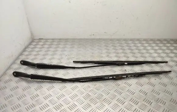Renault Master III Front wiper blade arm 8200734777 8200734776