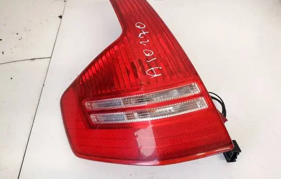 Rear/tail lights