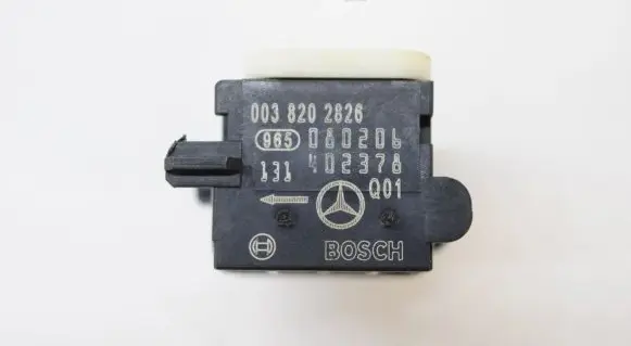 Mercedes-Benz R W251 Airbag deployment crash/impact sensor 0038202826