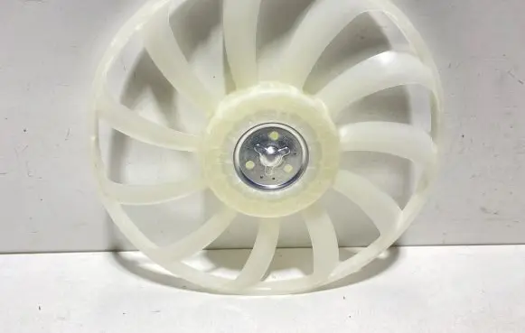 Toyota Prius (XW50) Viscous fan 1636137110