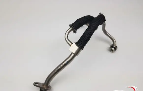 Audi A8 S8 D5 Turbo turbocharger oiling pipe/hose 0P2145140C