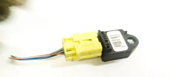 Toyota Avensis T250 Airbag deployment crash/impact sensor 8983102020 89831-02020