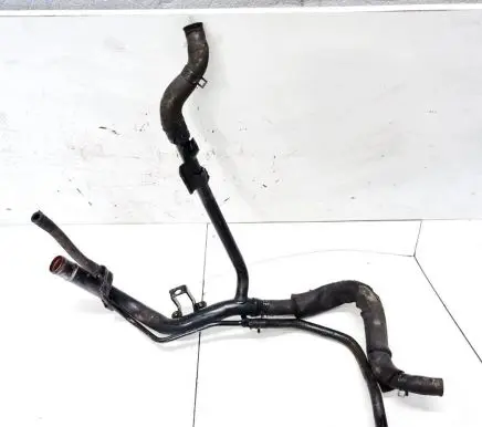 Hyundai Santa Fe Engine coolant pipe/hose