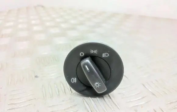 Skoda Octavia Mk2 (1Z) Light switch 1Z0941431F