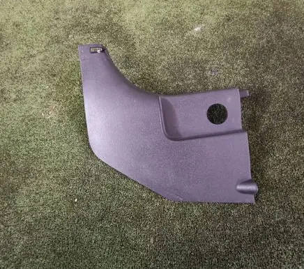 Hyundai i30 Foot area side trim 858232R000