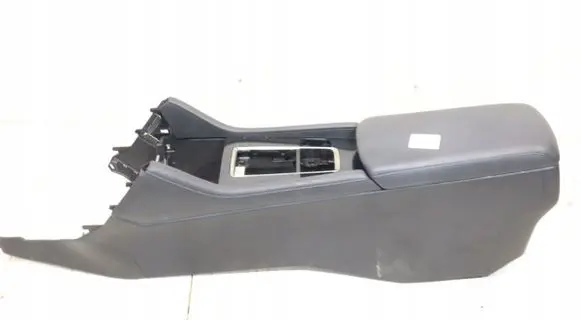 Mazda 3 Center console BDGG-64341