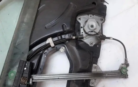 Audi 100 S4 C4 Sliding door window regulator with motor A40837400A