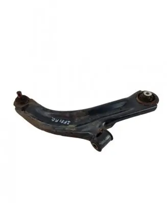 Nissan Note (E11) Front lower control arm/wishbone