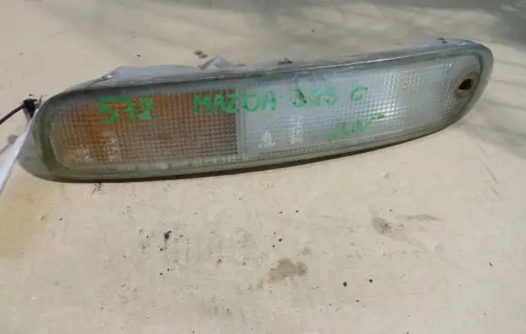 Mazda 323 F Front indicator light 21061703
