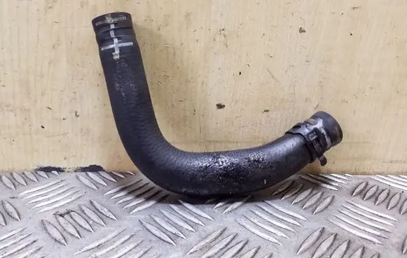 Volkswagen Touareg II Engine coolant pipe/hose 7L6122073H