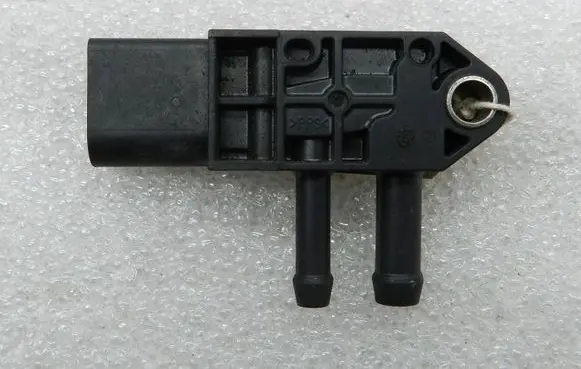 Skoda Fabia Mk2 (5J) Exhaust gas pressure sensor 076906051A 076906051