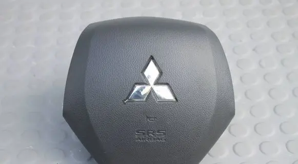 Steering wheel airbag