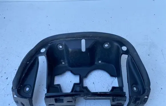 Nissan Leaf I (ZE0) Electric car charge socket cover 657303NL
