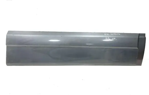 KIA Sorento Front door trim (molding) 877703E001