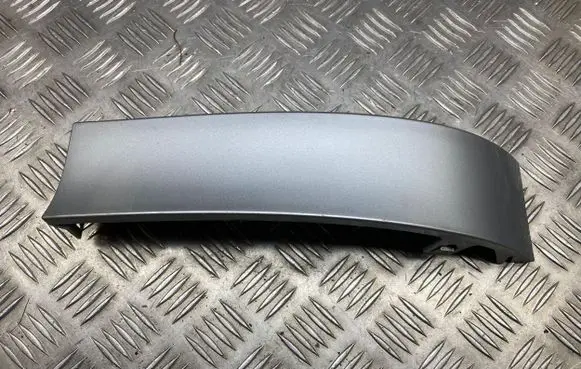 Audi A3 S3 8L Rear/tail light trim molding 8L0807872A