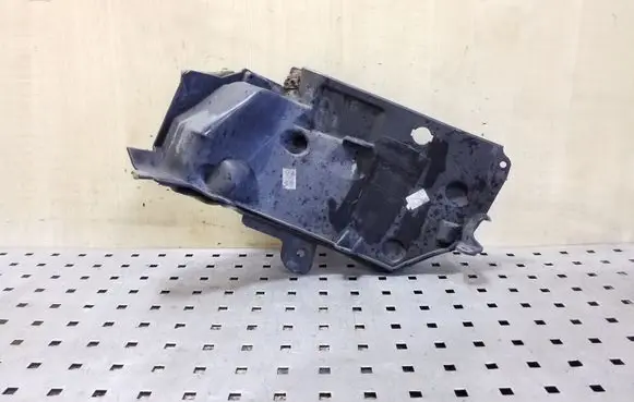 BMW X3 F25 Other engine bay part 51717213664 7213664
