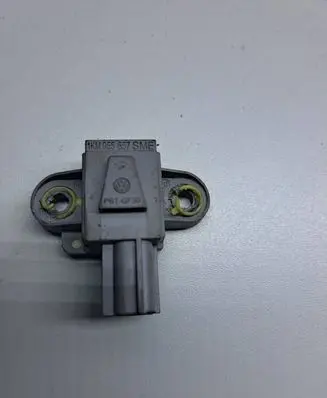 Volkswagen Golf VI Airbag deployment crash/impact sensor 1KM955557