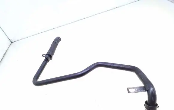 Audi A6 S6 C5 4B Engine coolant pipe/hose 059121065D