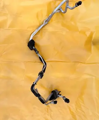 Volvo V70 Air conditioning (A/C) pipe/hose 31267980