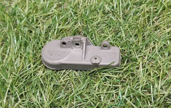 Chevrolet Cruze II Tire pressure sensor 22854866