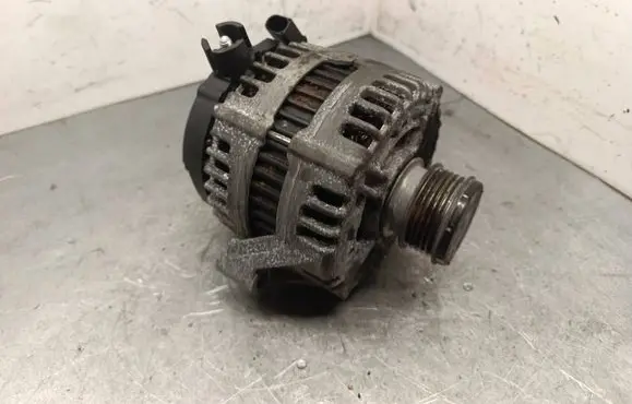 Volvo V70 Generator/alternator 0121715008
