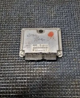 Opel Omega B2 Engine control unit/module 28SA4803 24417198 0281010273