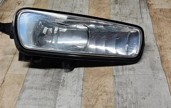 Ford Focus Front fog light 90041467