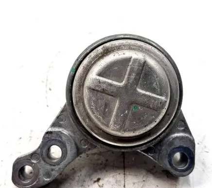 Ford Fusion II Engine mount bracket DS736F012AA