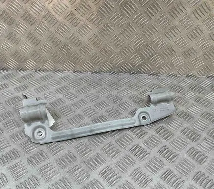Audi A6 S6 C8 4K Fender mounting bracket 4K0821168