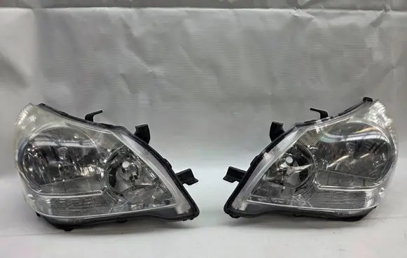 Toyota Verso Headlight/headlamp 811500F090 811500F080