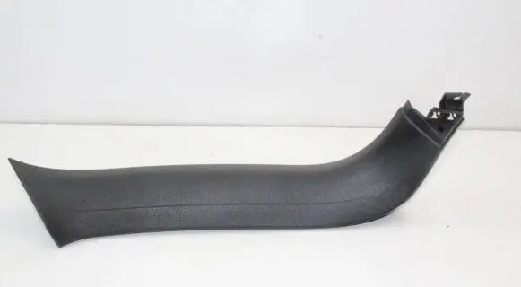 Audi Q7 4L Tailgate trim 4L0867607
