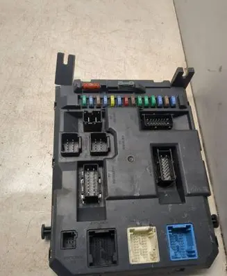 Citroen DS3 Comfort/convenience module 22661F01 PRT0679001 9664983480